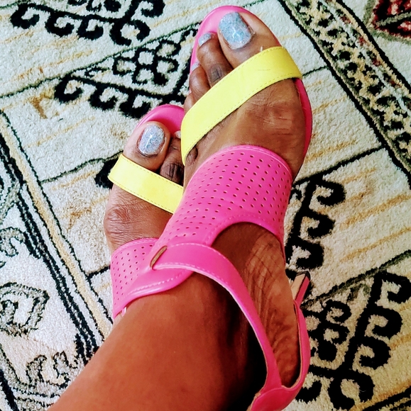 Shoes - Picture 1 of 2